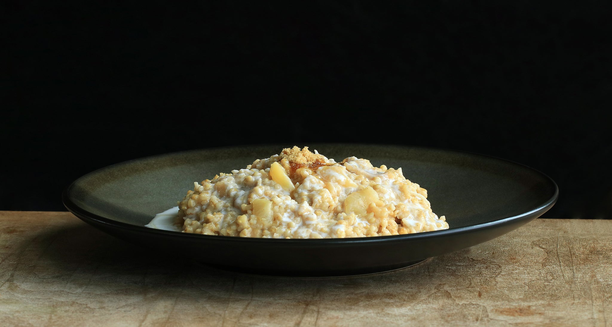 Spiced Creamy Oatmeal with Pear